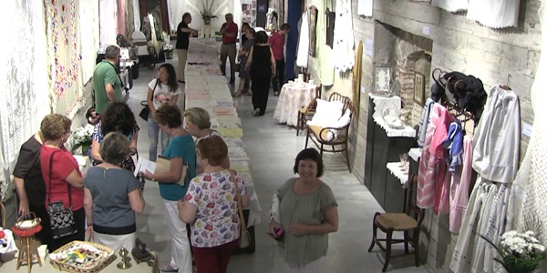 FESTES 2017 - Exposició · L'aixovar de la Dona Picanyera