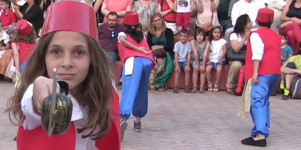 Dansetes del Corpus - Dansa dels Turcs - Alumnat CEIP Baladre