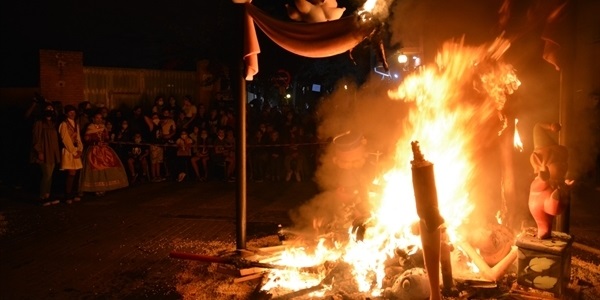 Cremà Falles 2020 (Oct. 2021) 1 de 4