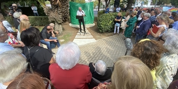 Inaugurat el memorial en record de les vícimes de la violència i la repressió entre 1939 i 1948