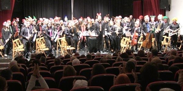 Festival Solidari Cáritas · Unió Musical de Picanya